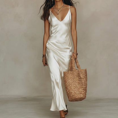 Elena | Vestido midi satinado con jersey incluido